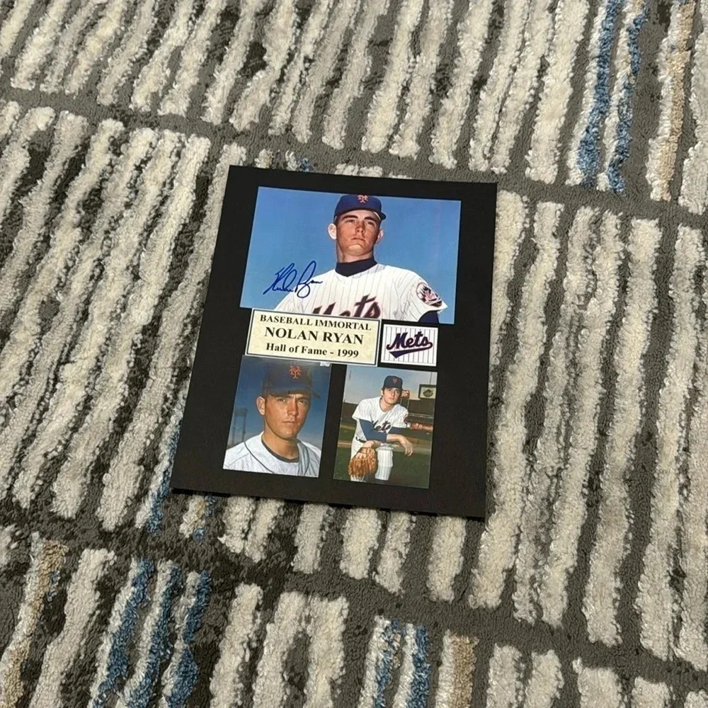 Nolan Ryan autographed New York Mets photo